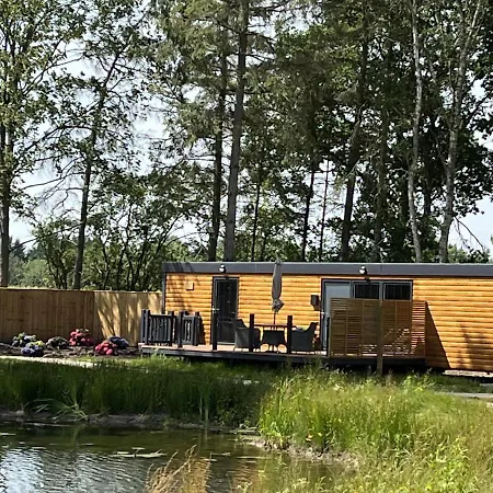 Rowan Boutique For Couples With A Dog يورك