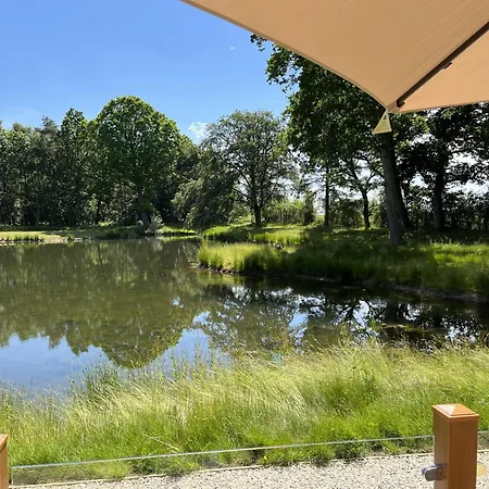 Rowan Boutique For Couples With A Dog Holiday home *