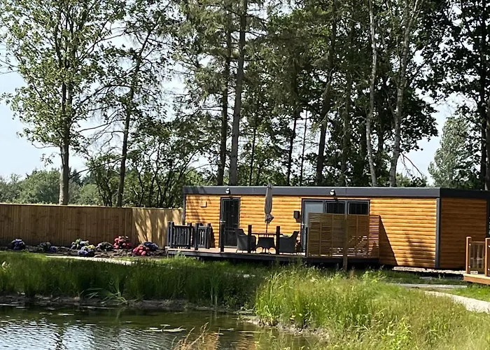 Rowan Boutique For Couples With A Dog Йорк