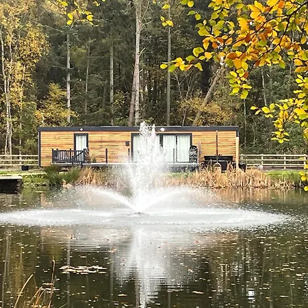 Rowan Boutique For Couples With A Dog ヨーク